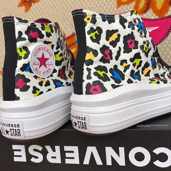 Converse 272376C
CTAS MOVE HI
EGRET/PRIME PINK/BLACK
Chuck Taylor All Star WMNS - Picture 12 of 16